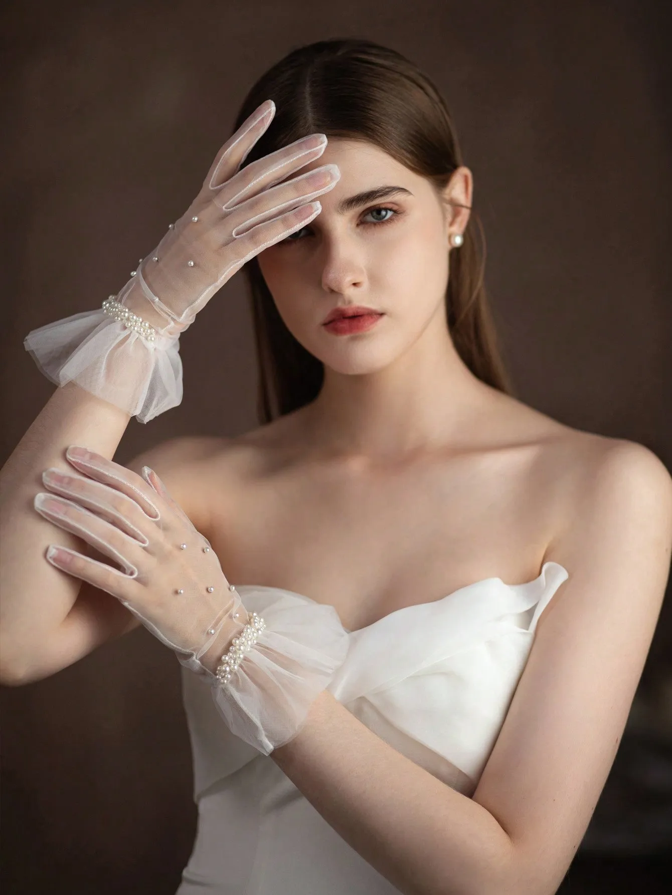 1 Pair Women's Pearl Beaded Lotus Leaf Edge Bridal White Gloves, Ideal For Wedding, Evening Party Dressing Up