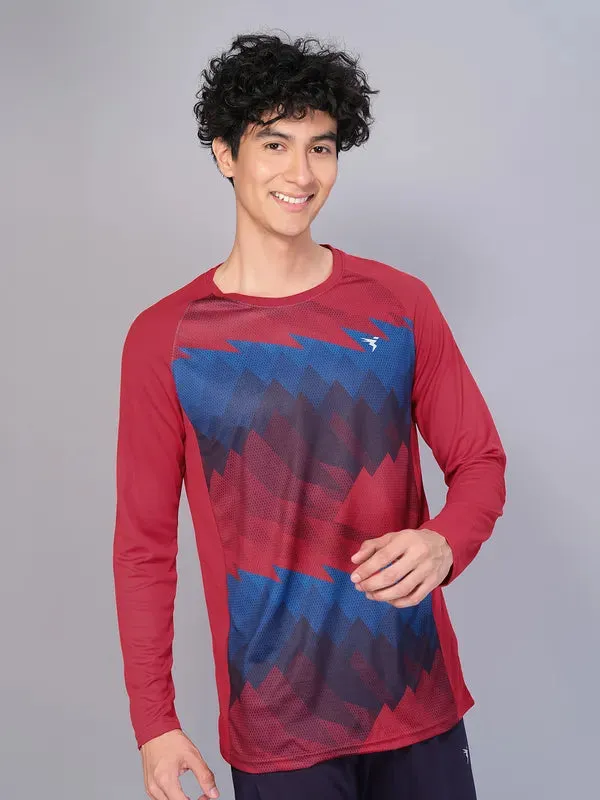 Men Geometric Slim Fit Crew Neck T-shirt with TECHNO COOL