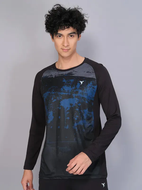 Men Geometric Slim Fit Crew Neck T-shirt with TECHNO COOL